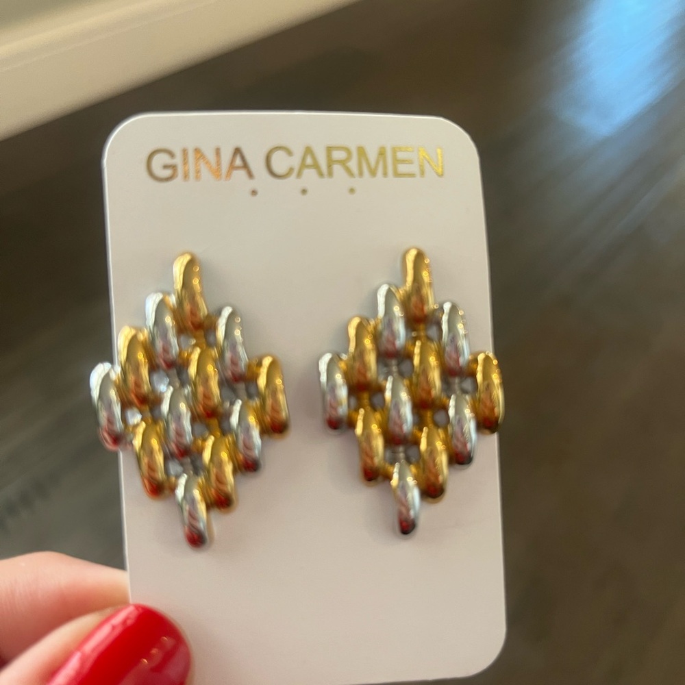NWT Gina Carmen “Lacey” Gold and Silver Earrings - Picture 2 of 5